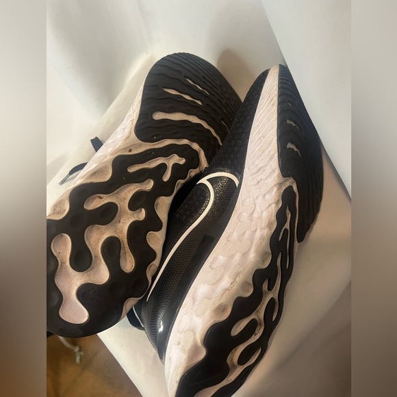 NIke React Infinity Run Women's 8.5 Black CD4372-002 Athletic Running Sneakers - Picture 2 of 6